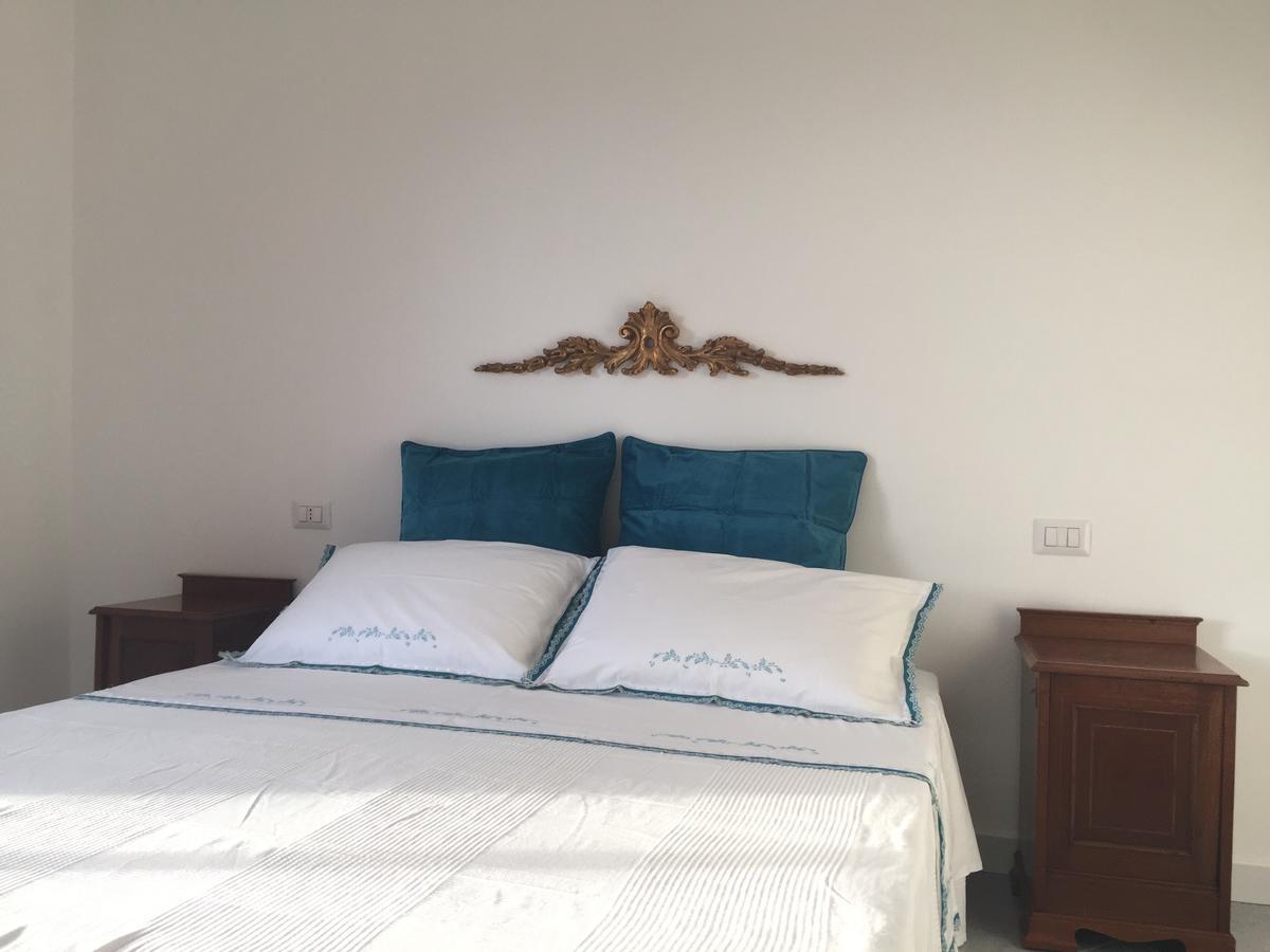 Nel Sole Di Daniel Bed and Breakfast San Felice Circeo Buitenkant foto